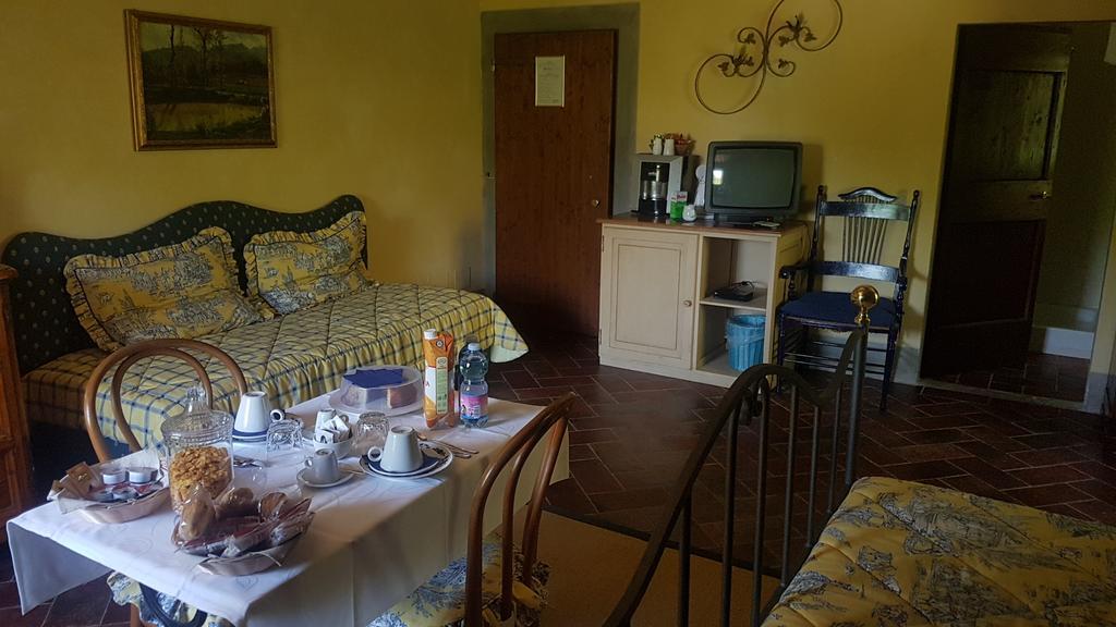 Locanda Di Alberi 보르고산로렌조 외부 사진
